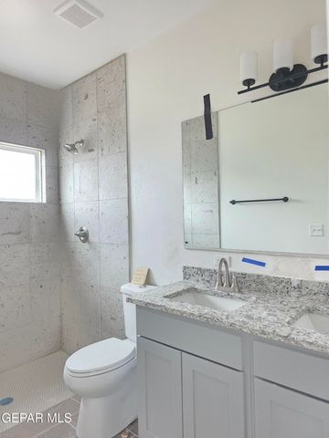 462 Sylvia Court, Socorro, TX 79927