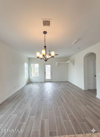 462 Sylvia Court, Socorro, TX 79927