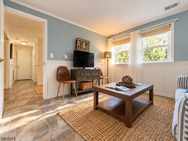 19 Nugent Pl, Westwood Boro, NJ 07675