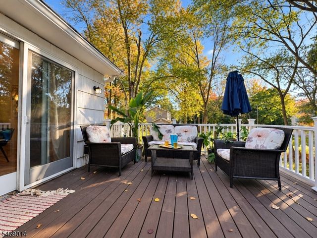 19 Nugent Pl, Westwood Boro, NJ 07675