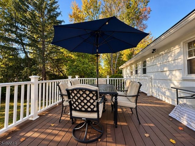 19 Nugent Pl, Westwood Boro, NJ 07675