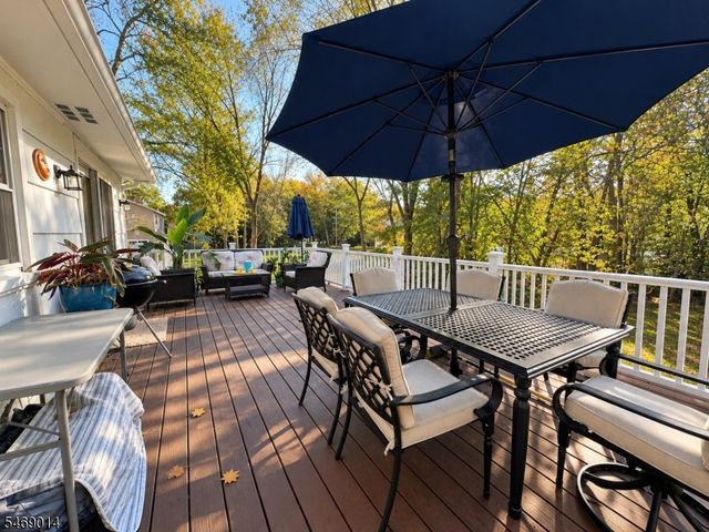 19 Nugent Pl, Westwood Boro, NJ 07675