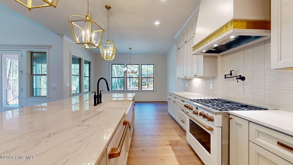 Image 13 of property listing at 305 Sloan Lane, Pinehurst, NC 28374