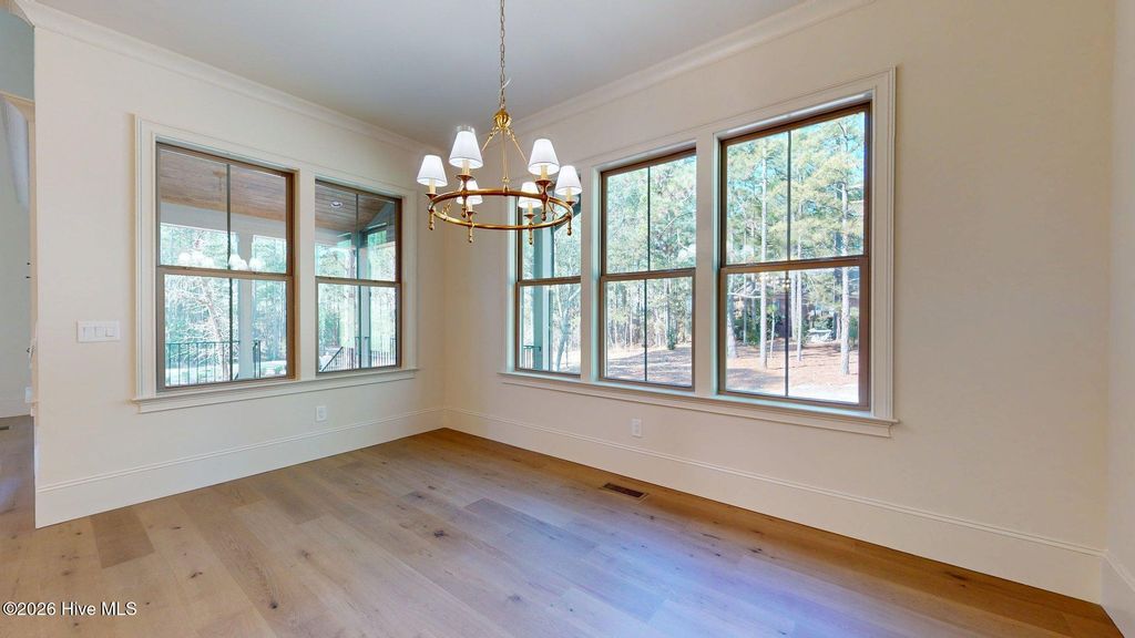 Image 16 of property listing at 305 Sloan Lane, Pinehurst, NC 28374