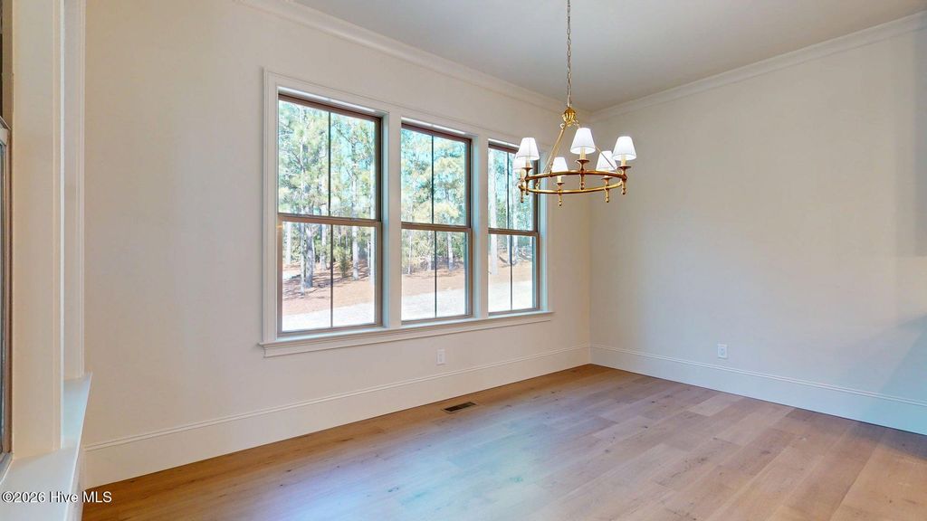 Image 17 of property listing at 305 Sloan Lane, Pinehurst, NC 28374