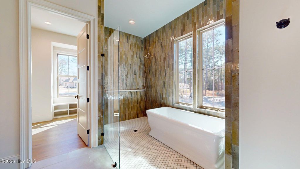 Image 28 of property listing at 305 Sloan Lane, Pinehurst, NC 28374