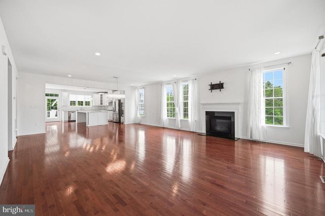24267 PURPLE FINCH DR, Aldie, VA 20105