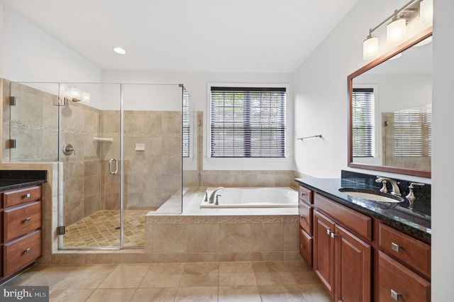 24267 PURPLE FINCH DR, Aldie, VA 20105