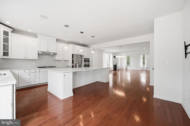 24267 PURPLE FINCH DR, Aldie, VA 20105