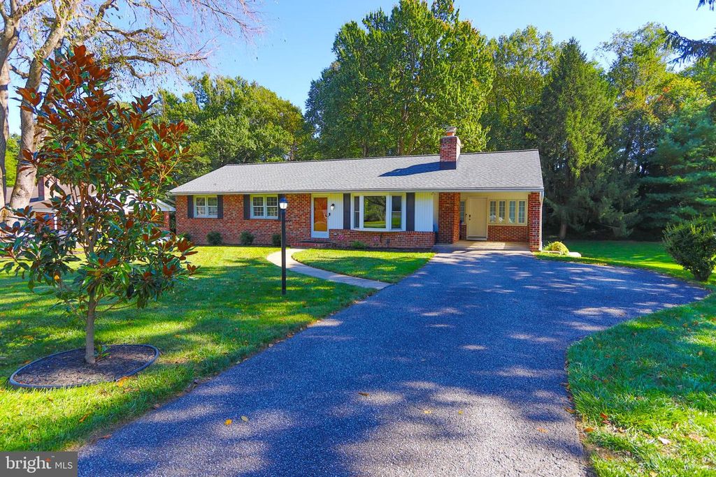 10225 GREEN CLOVER DR, Ellicott City, MD 21042