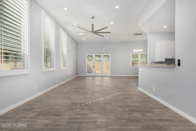 2615 E Via Corta Dei Fiori, Tucson, AZ 85718