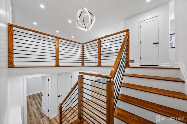 12 Barker Road, Franklin, NJ 08873