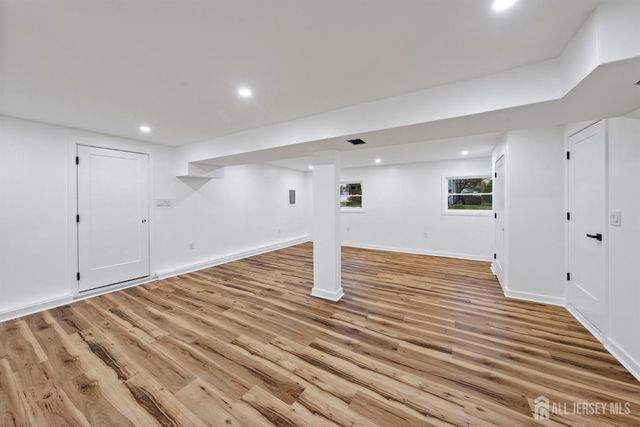 12 Barker Road, Franklin, NJ 08873