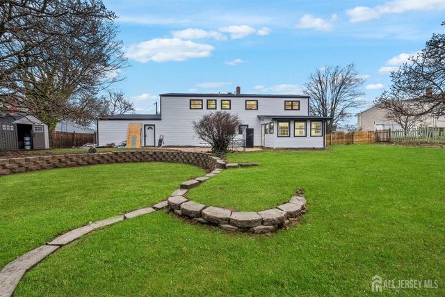 12 Barker Road, Franklin, NJ 08873