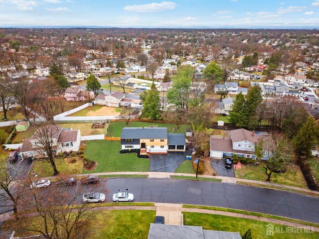 12 Barker Road, Franklin, NJ 08873