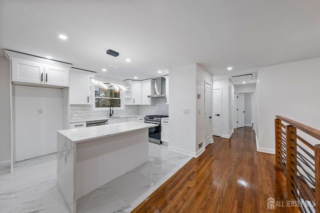 12 Barker Road, Franklin, NJ 08873