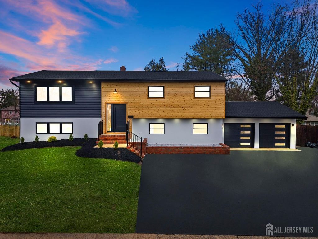 12 Barker Road, Franklin, NJ 08873