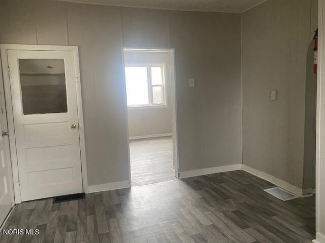 1925 Airline Avenue, Toledo, OH 43609