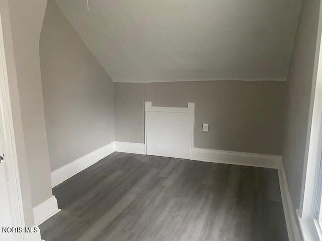 1925 Airline Avenue, Toledo, OH 43609