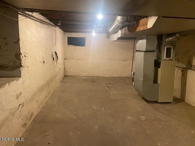 1925 Airline Avenue, Toledo, OH 43609