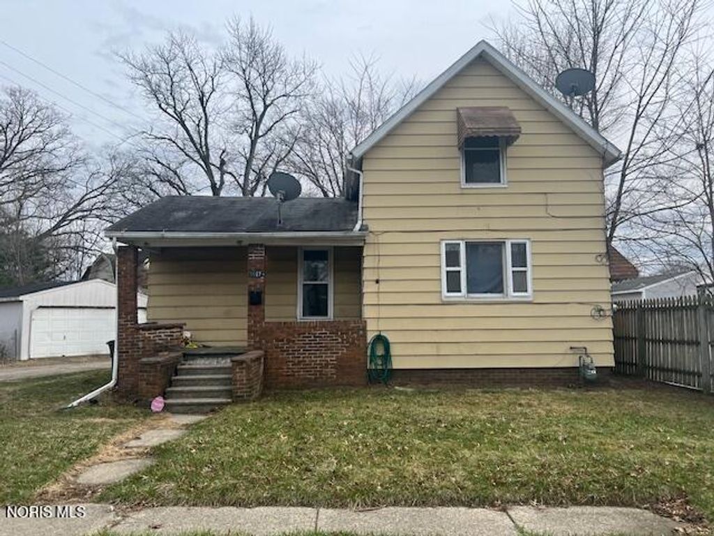 1925 Airline Avenue, Toledo, OH 43609