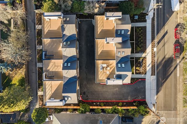 415 99th Avenue NE, Bellevue, WA 98004