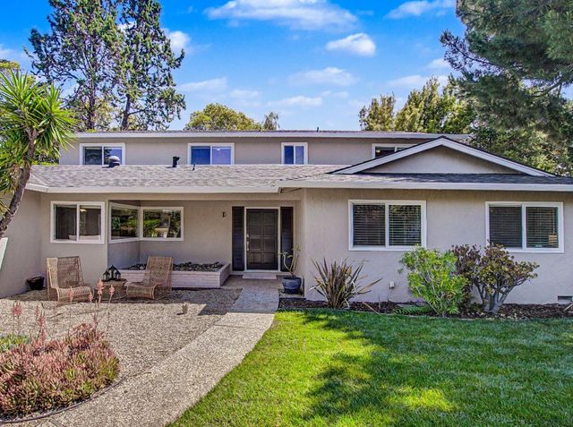 2091 Robinhood Lane, Los Altos, CA 94024