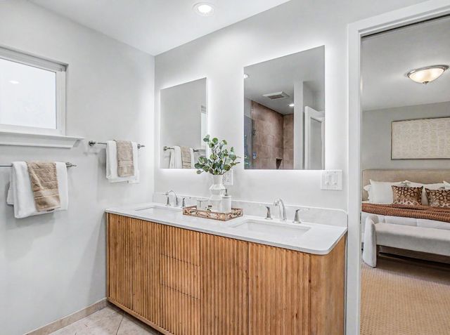 2091 Robinhood Lane, Los Altos, CA 94024