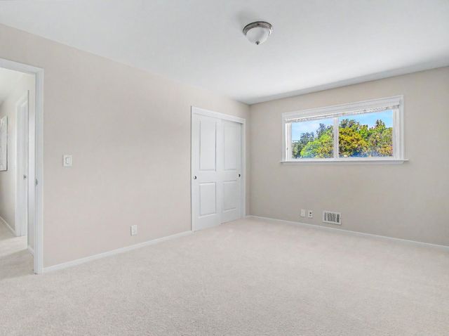 2091 Robinhood Lane, Los Altos, CA 94024