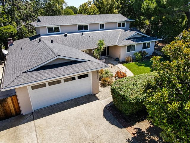 2091 Robinhood Lane, Los Altos, CA 94024