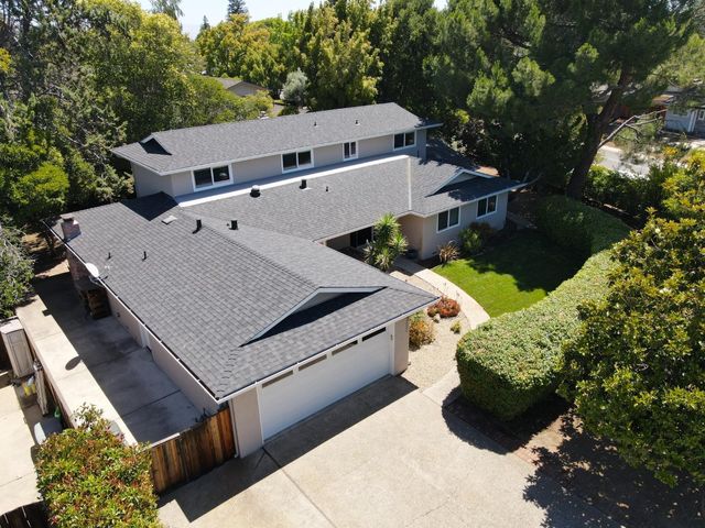 2091 Robinhood Lane, Los Altos, CA 94024