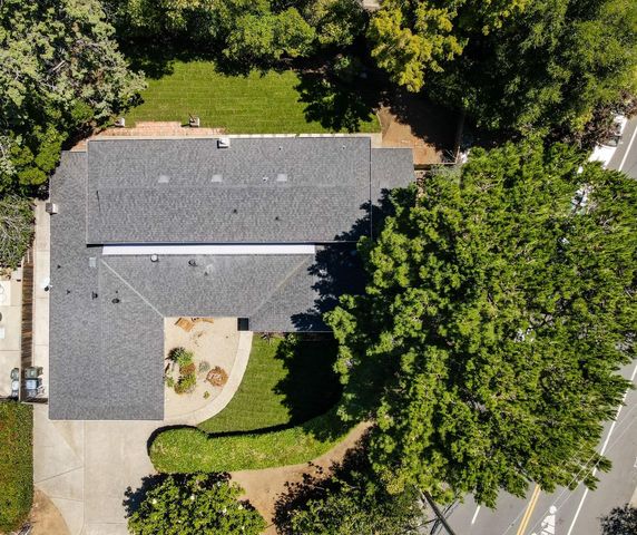 2091 Robinhood Lane, Los Altos, CA 94024