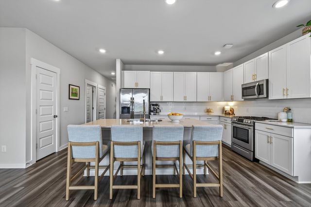 826 Ewell Farm Drive, Spring Hill, TN 37174