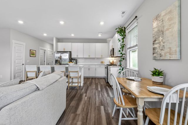 826 Ewell Farm Drive, Spring Hill, TN 37174