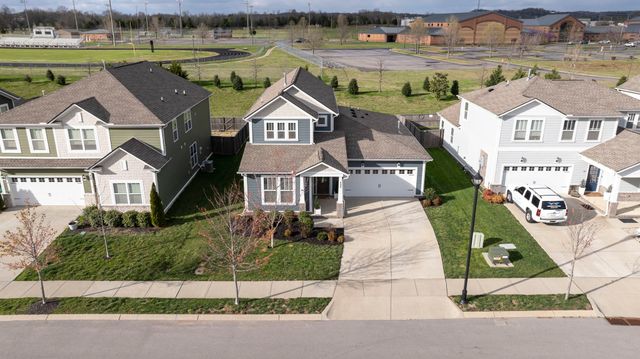 826 Ewell Farm Drive, Spring Hill, TN 37174
