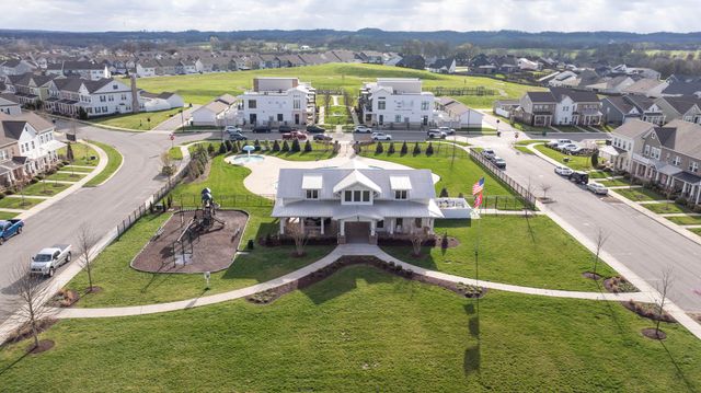 826 Ewell Farm Drive, Spring Hill, TN 37174