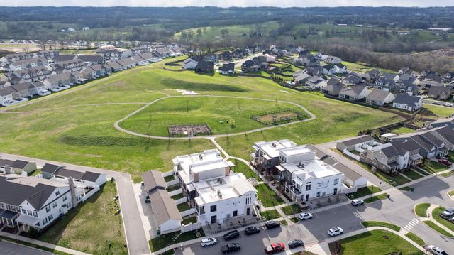 826 Ewell Farm Drive, Spring Hill, TN 37174