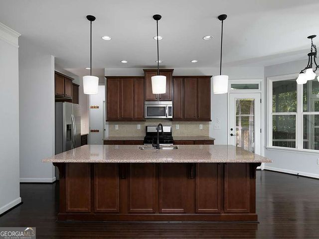 821 Tramore Road, Acworth, GA 30102