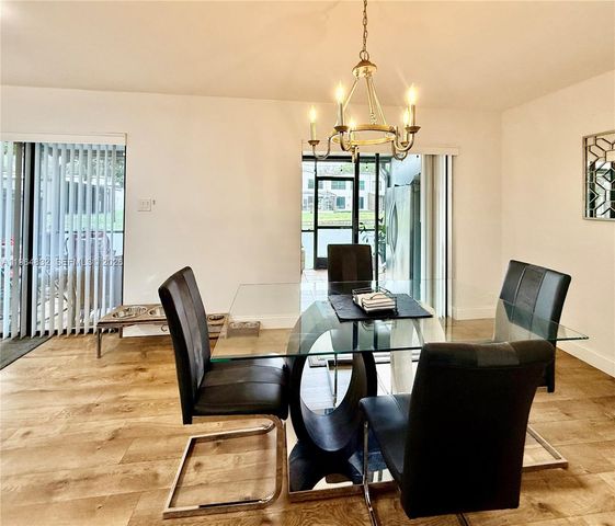 9717 N New River Canal Rd 406, Plantation, FL 33324