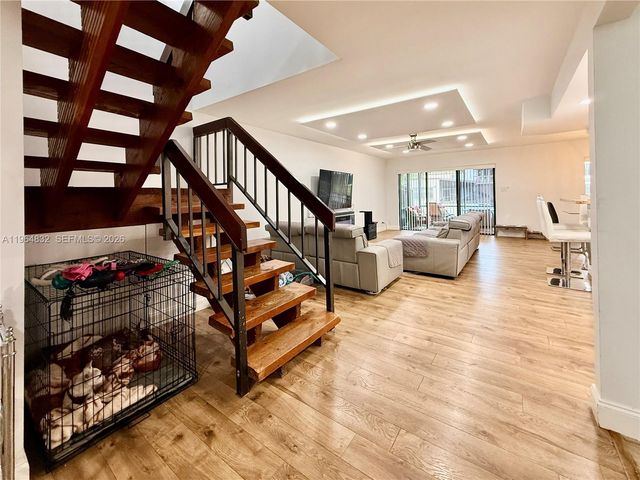 9717 N New River Canal Rd 406, Plantation, FL 33324