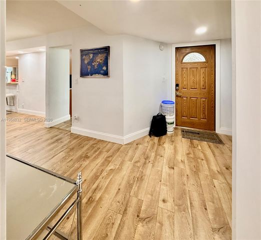 9717 N New River Canal Rd 406, Plantation, FL 33324