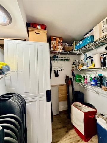 9717 N New River Canal Rd 406, Plantation, FL 33324