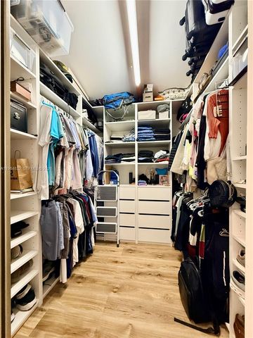 9717 N New River Canal Rd 406, Plantation, FL 33324