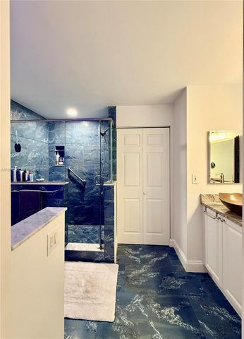 9717 N New River Canal Rd 406, Plantation, FL 33324