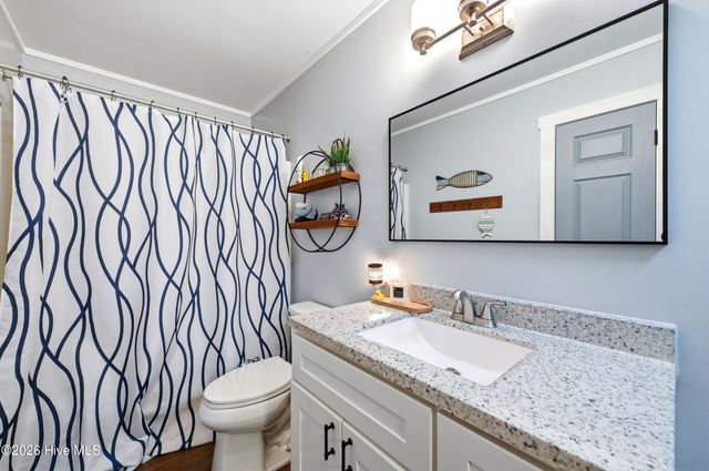 629 Hughes Road, Hampstead, NC 28443