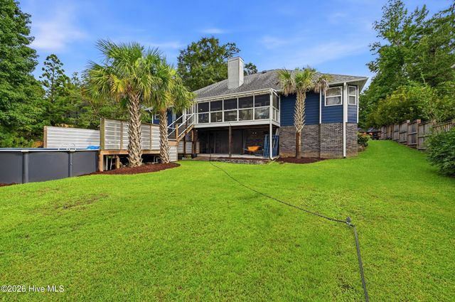 629 Hughes Road, Hampstead, NC 28443