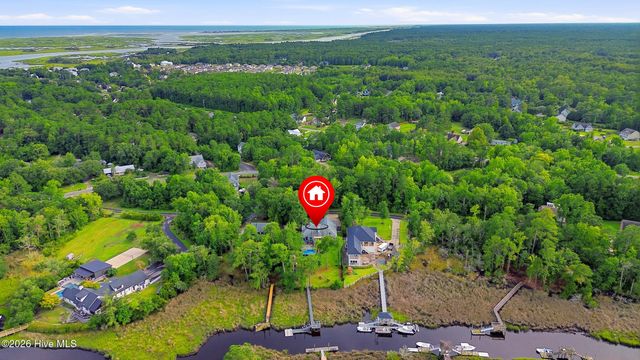 629 Hughes Road, Hampstead, NC 28443