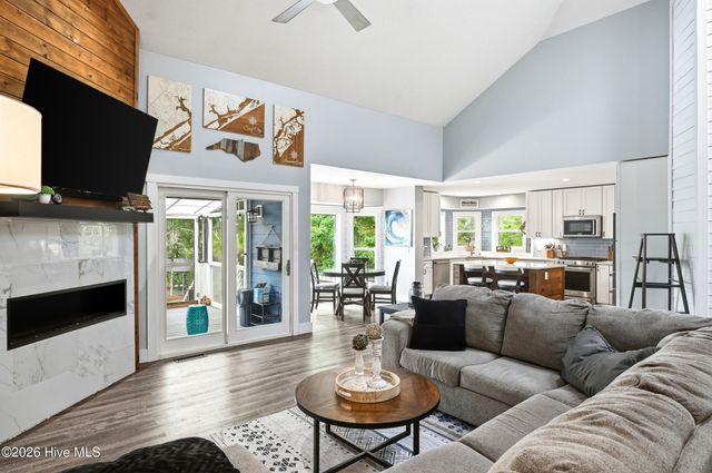 629 Hughes Road, Hampstead, NC 28443