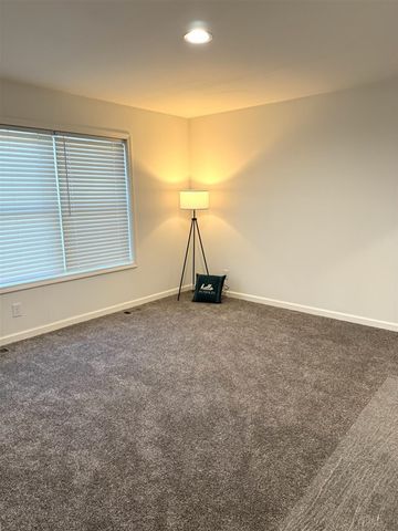 608 Jackson Avenue, Muskegon, MI 49442