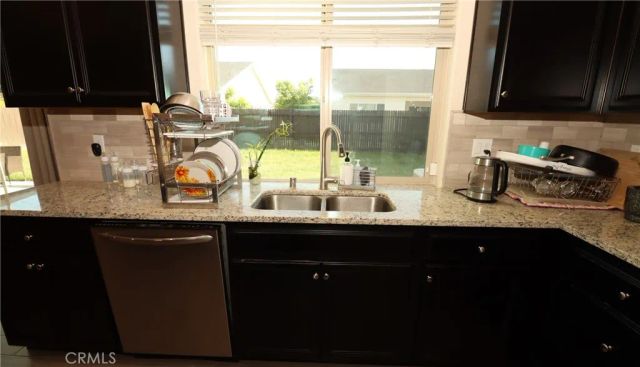 2482 Valdes Dr, Merced, CA 95340